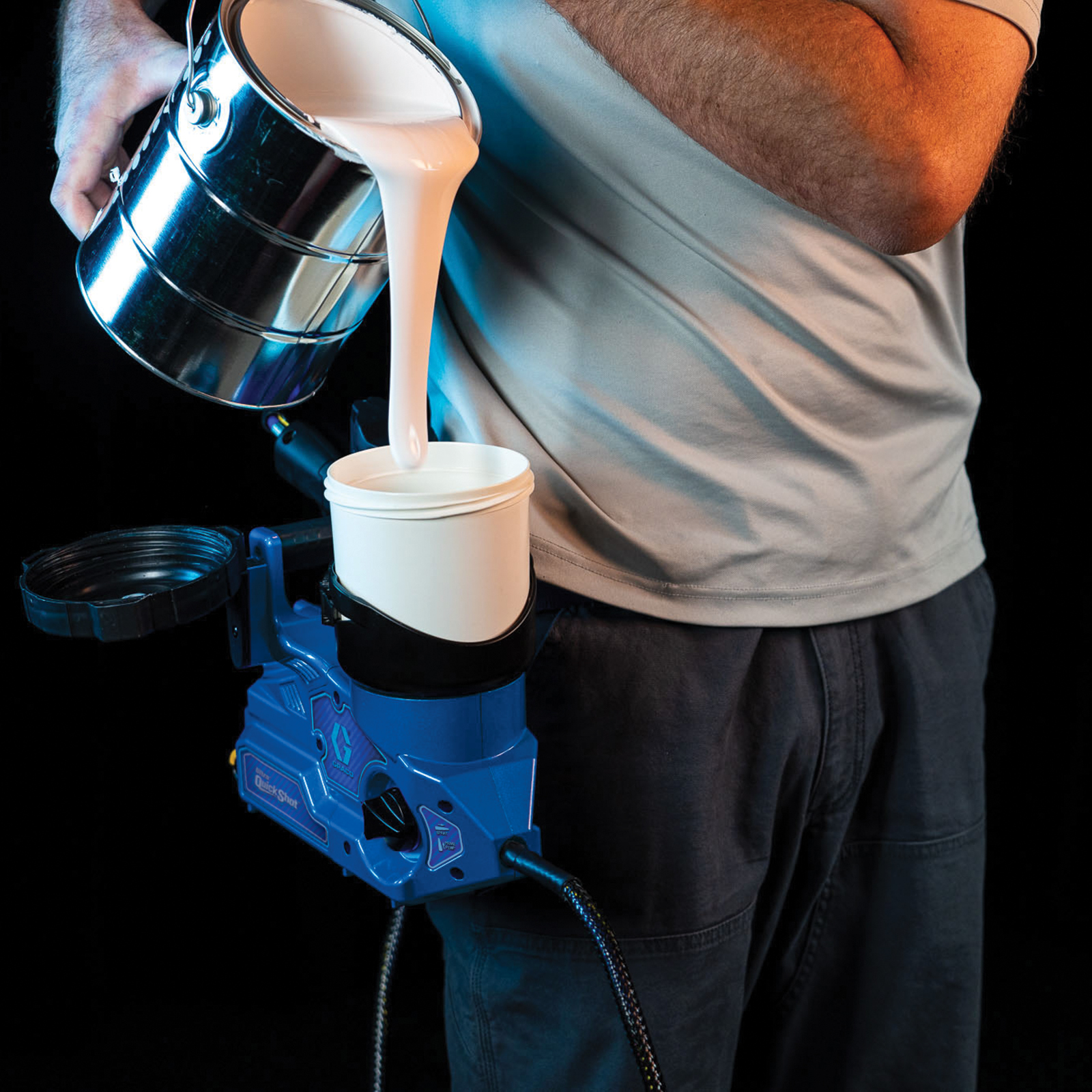 1L Pour-N-Go Cup with lid